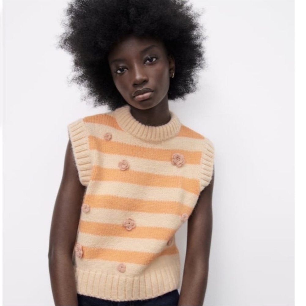EUC Zara Jacquard Orange Cream Sweater Vest